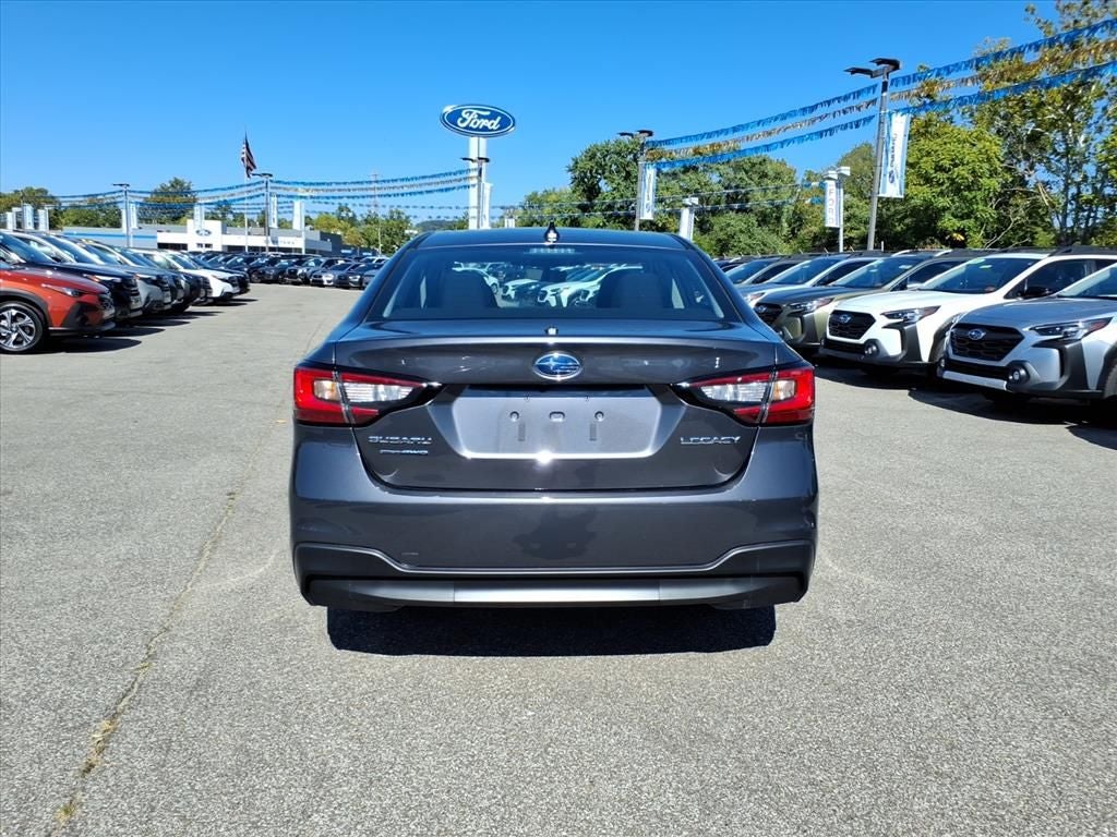 2025 Subaru LEGACY Premium