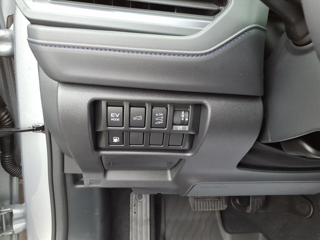 2025 Subaru FORESTER Limited Hybrid