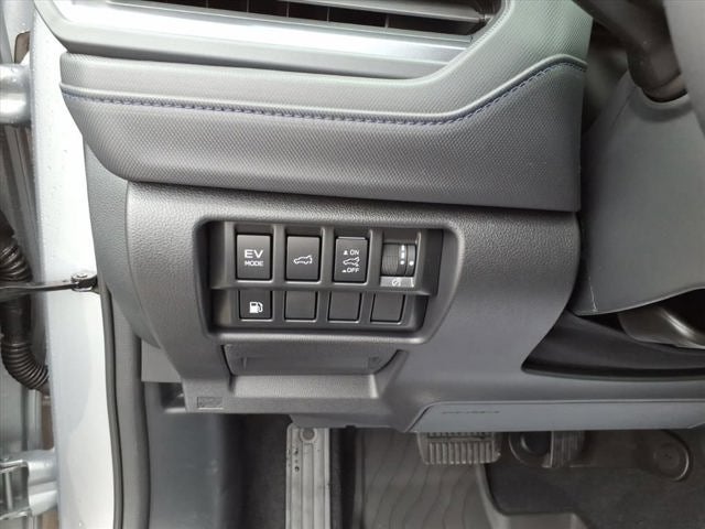 2025 Subaru FORESTER Limited Hybrid