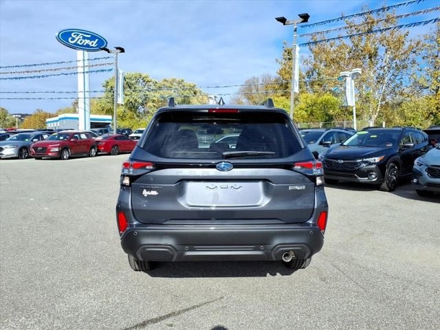 2025 Subaru FORESTER Limited Hybrid