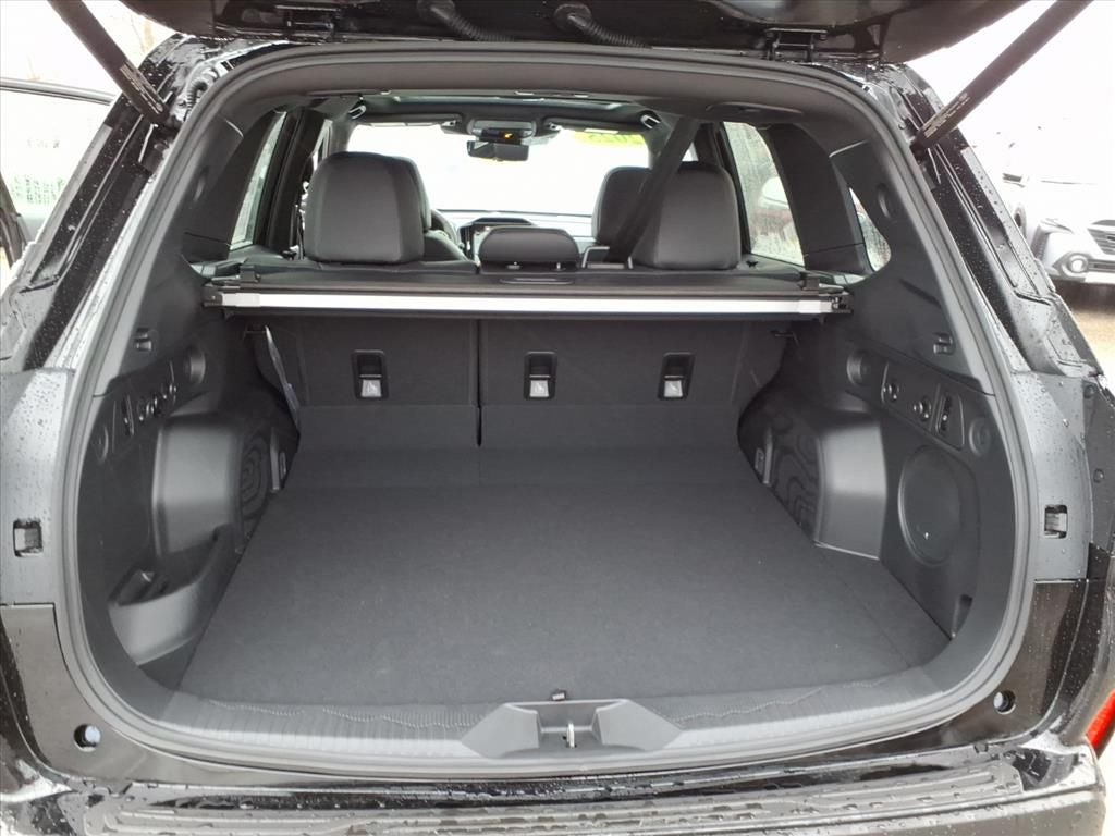 2025 Subaru FORESTER Touring Hybrid