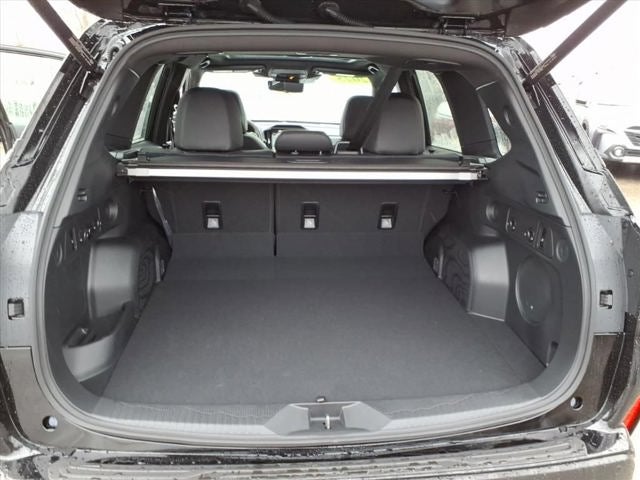 2025 Subaru FORESTER Touring Hybrid