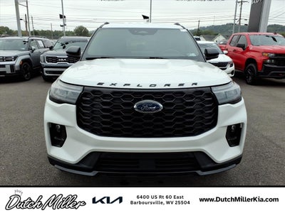 2025 Ford Explorer ST-Line