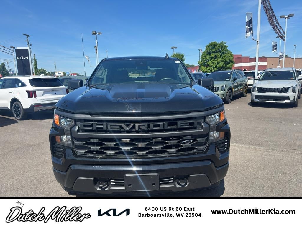 2024 Chevrolet Silverado Custom