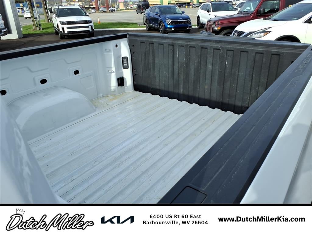 2023 Chevrolet Silverado LT