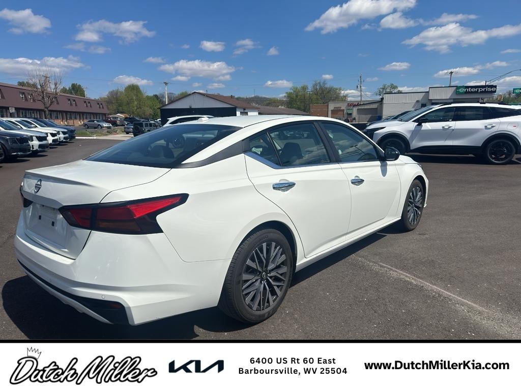 2025 Nissan Altima SV