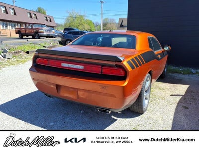 2011 Dodge Challenger SE