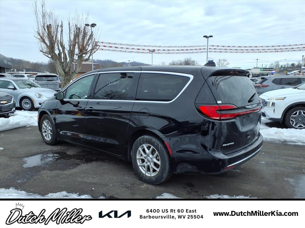 2024 Chrysler Pacifica Touring L