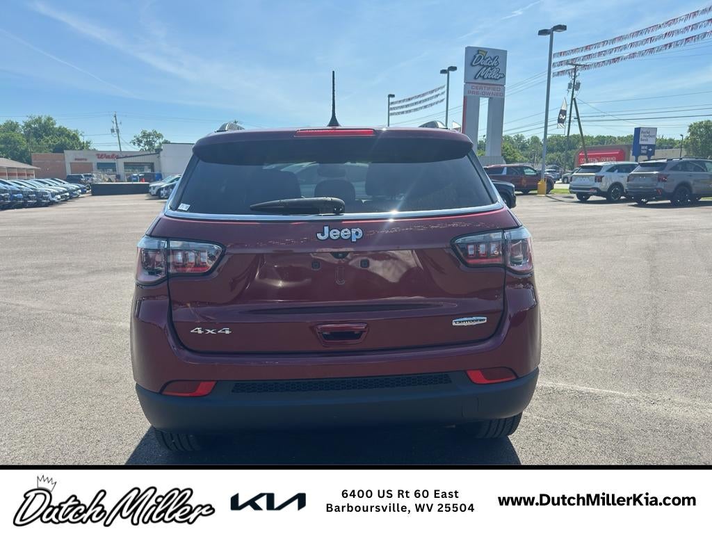 2022 Jeep Compass Latitude Lux