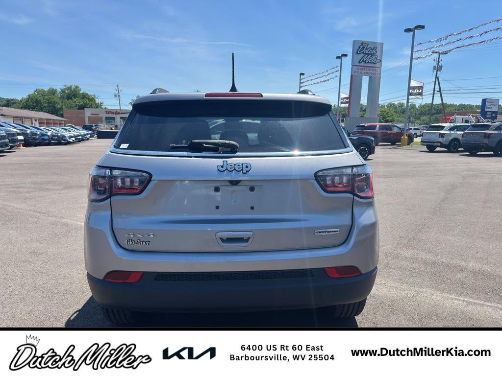 2022 Jeep Compass Latitude Lux