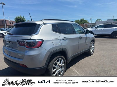 2022 Jeep Compass Latitude Lux