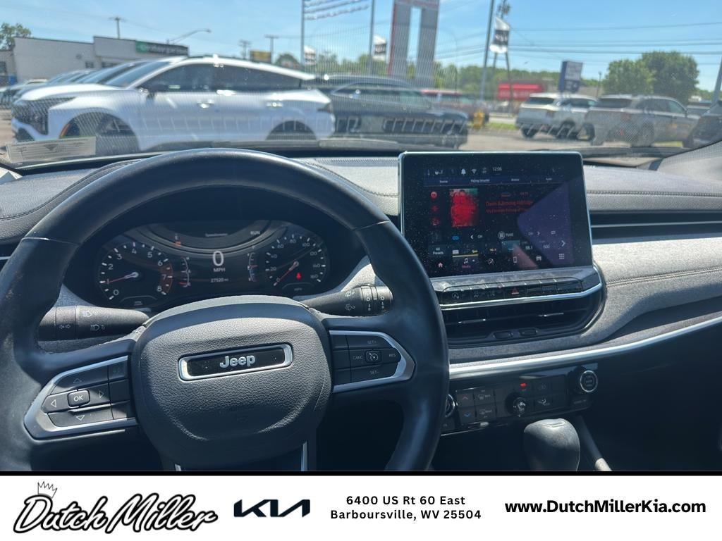 2022 Jeep Compass Latitude Lux