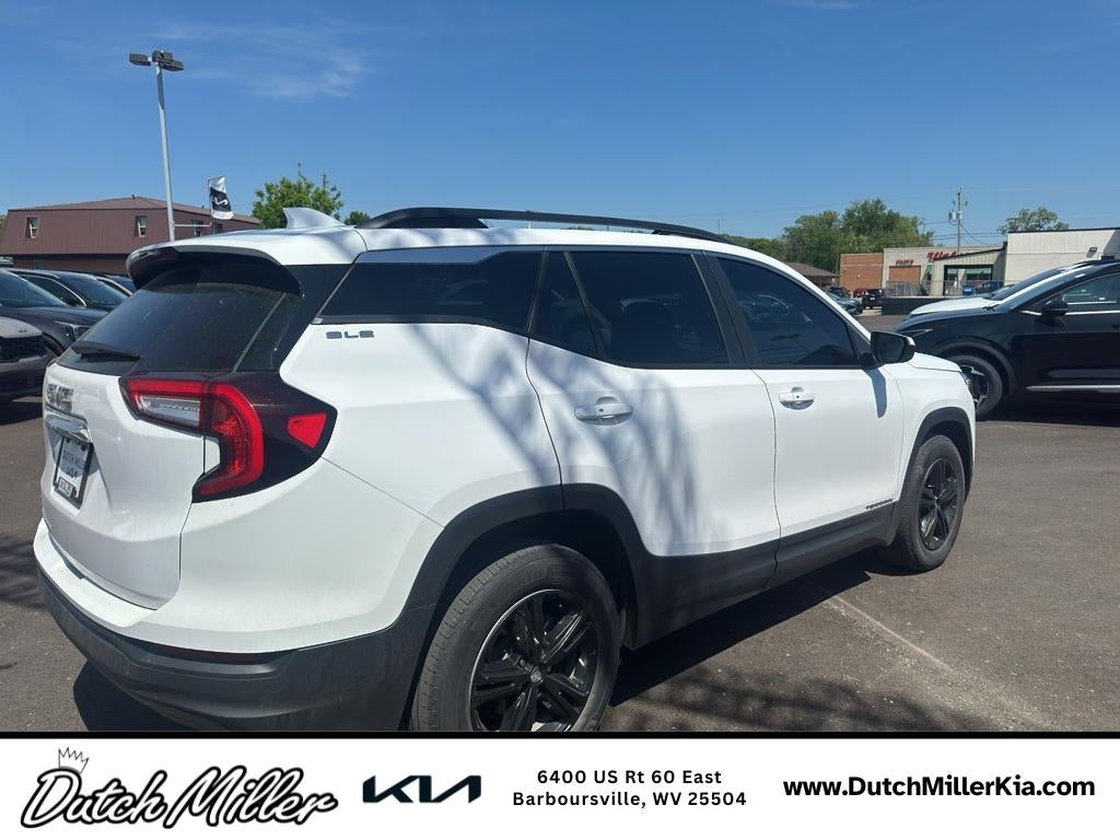 2022 GMC Terrain SLE