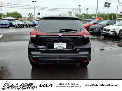 2022 Nissan Kicks SV
