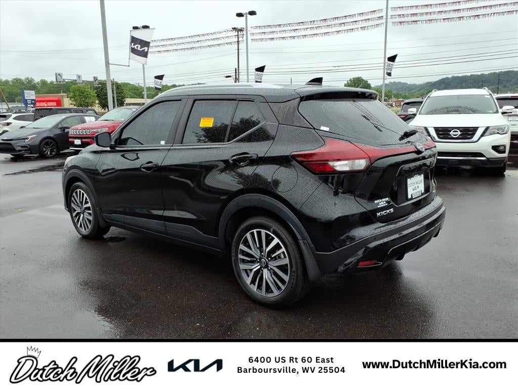 2022 Nissan Kicks SV