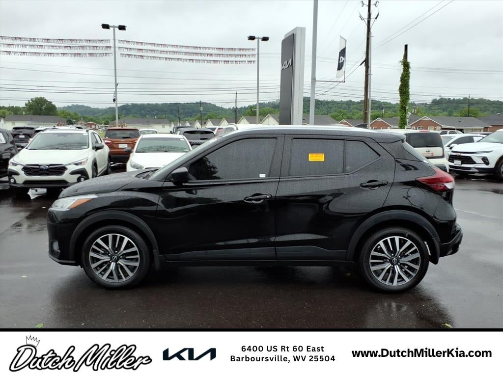 2022 Nissan Kicks SV