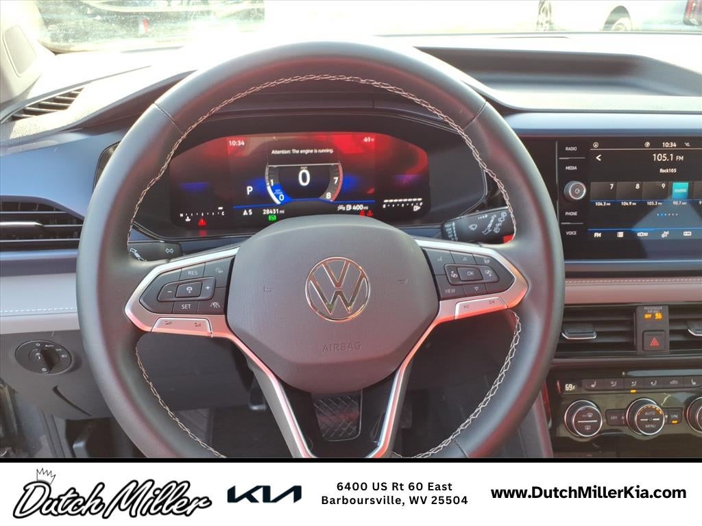 2024 Volkswagen Taos SE