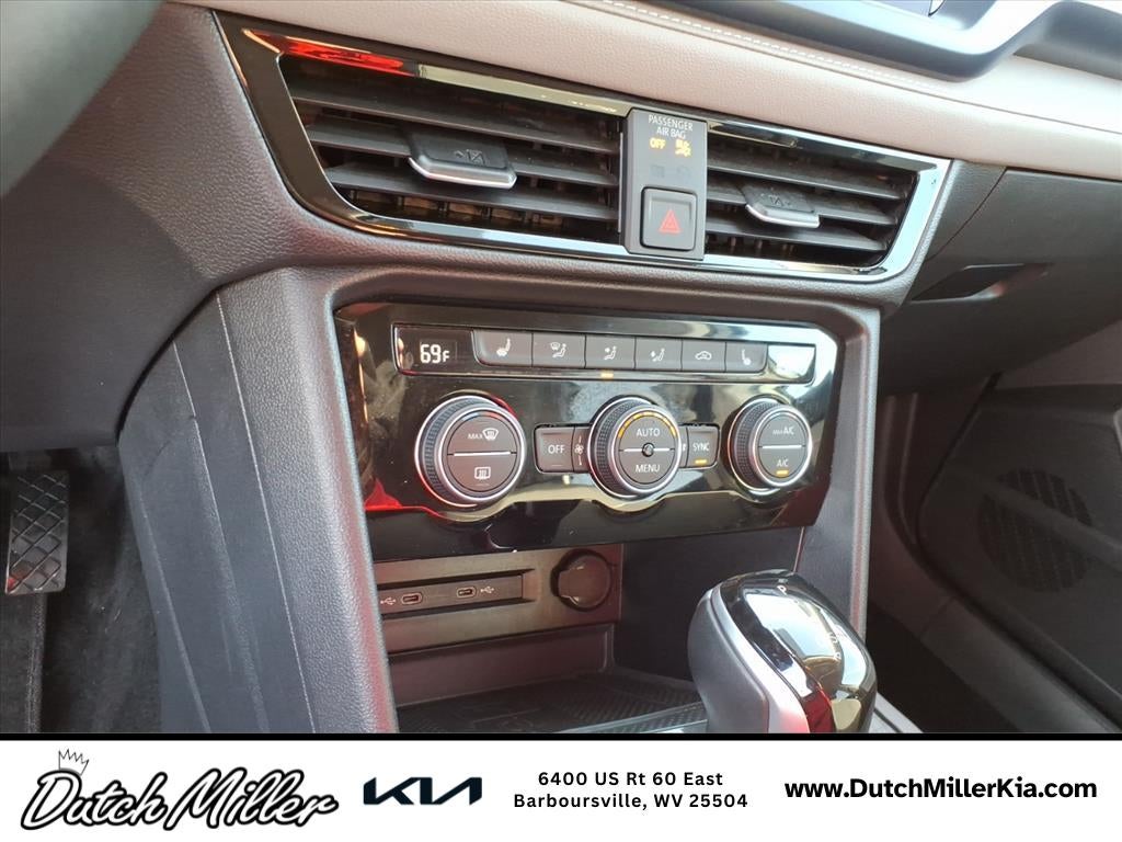 2024 Volkswagen Taos SE