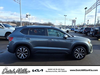 2024 Volkswagen Taos SE