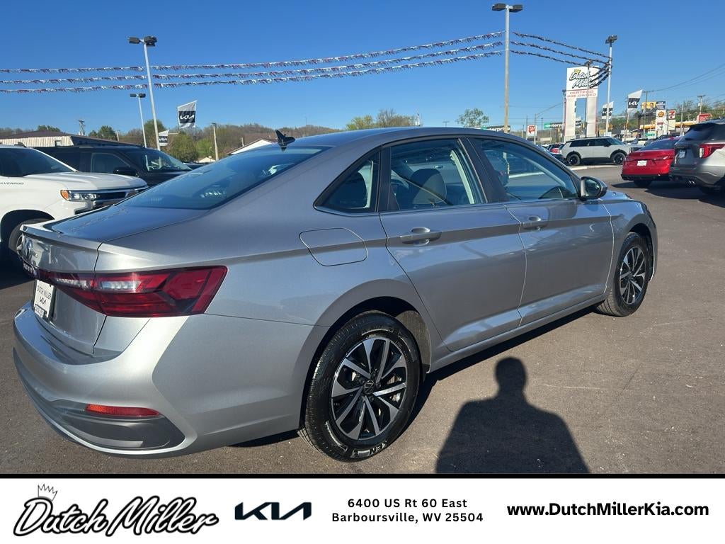 2025 Volkswagen Jetta S