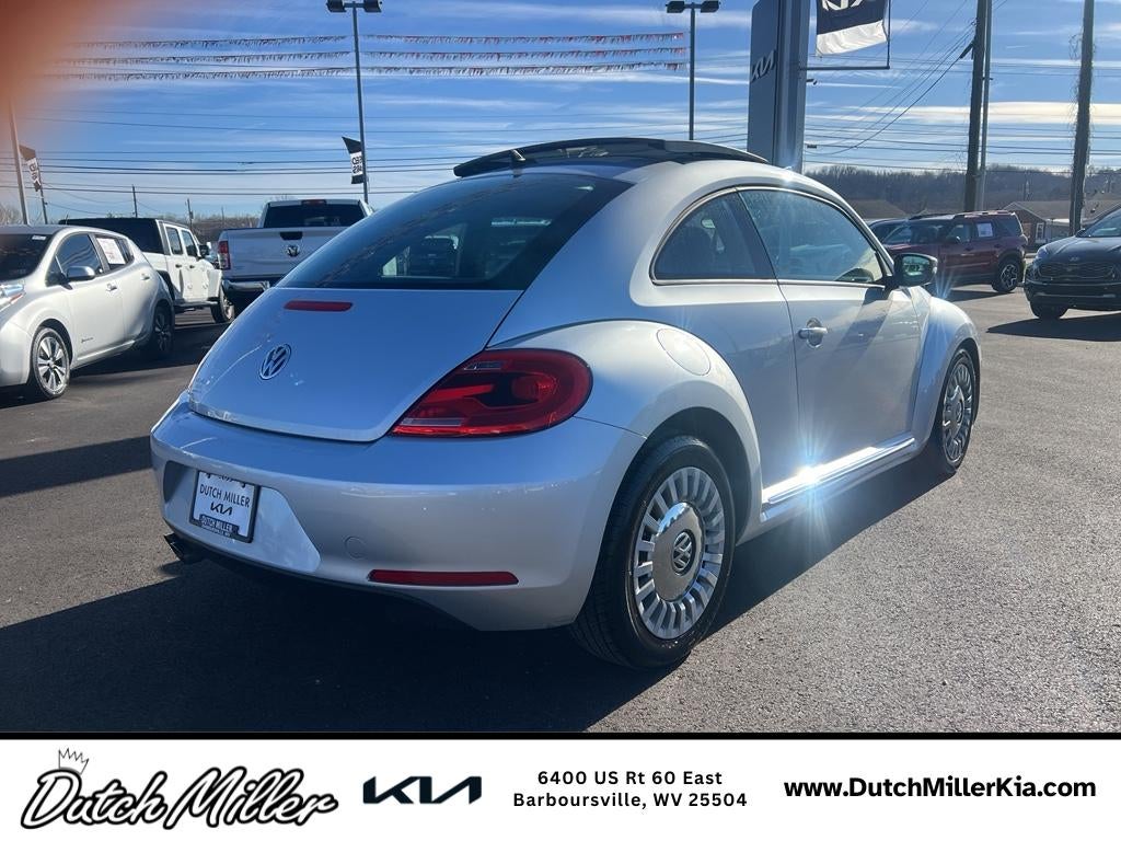 2013 Volkswagen Beetle 2.5L w/Sun