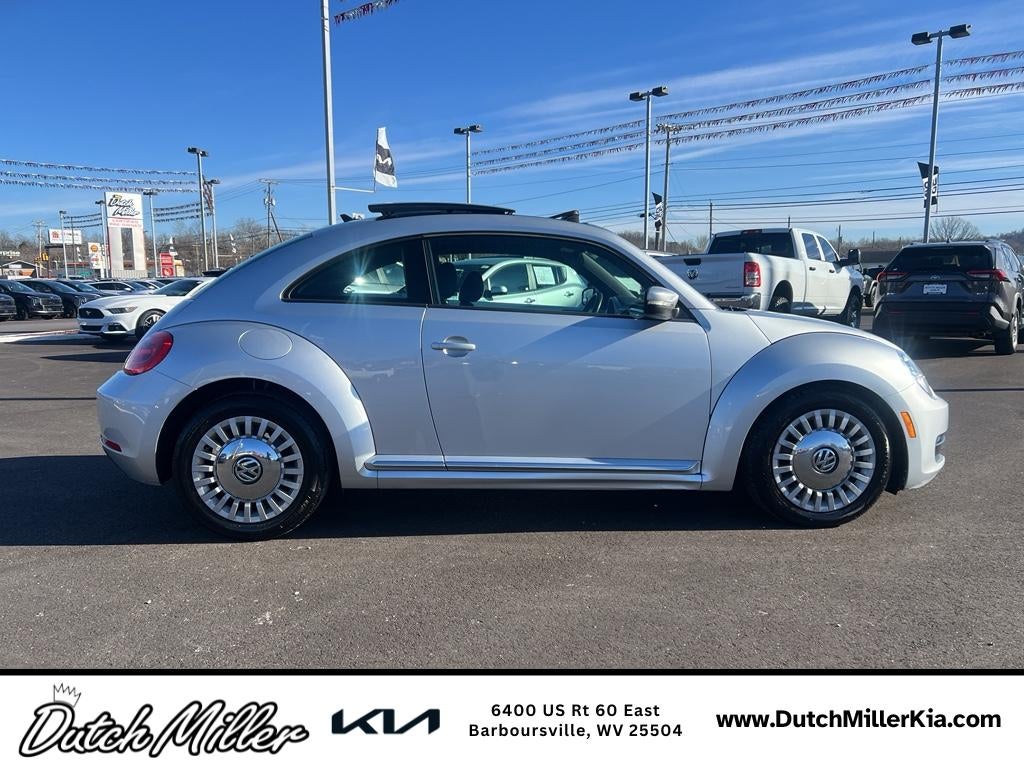 2013 Volkswagen Beetle 2.5L w/Sun