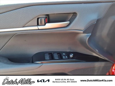 2025 Toyota Camry Hybrid SE