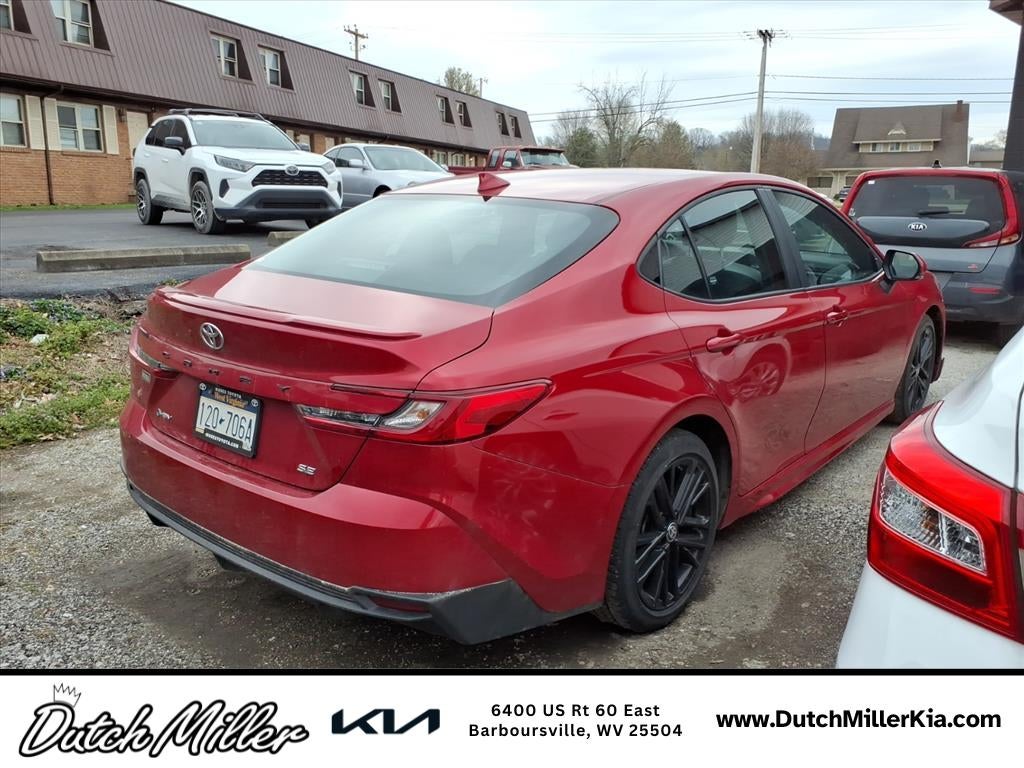 2025 Toyota Camry Hybrid SE