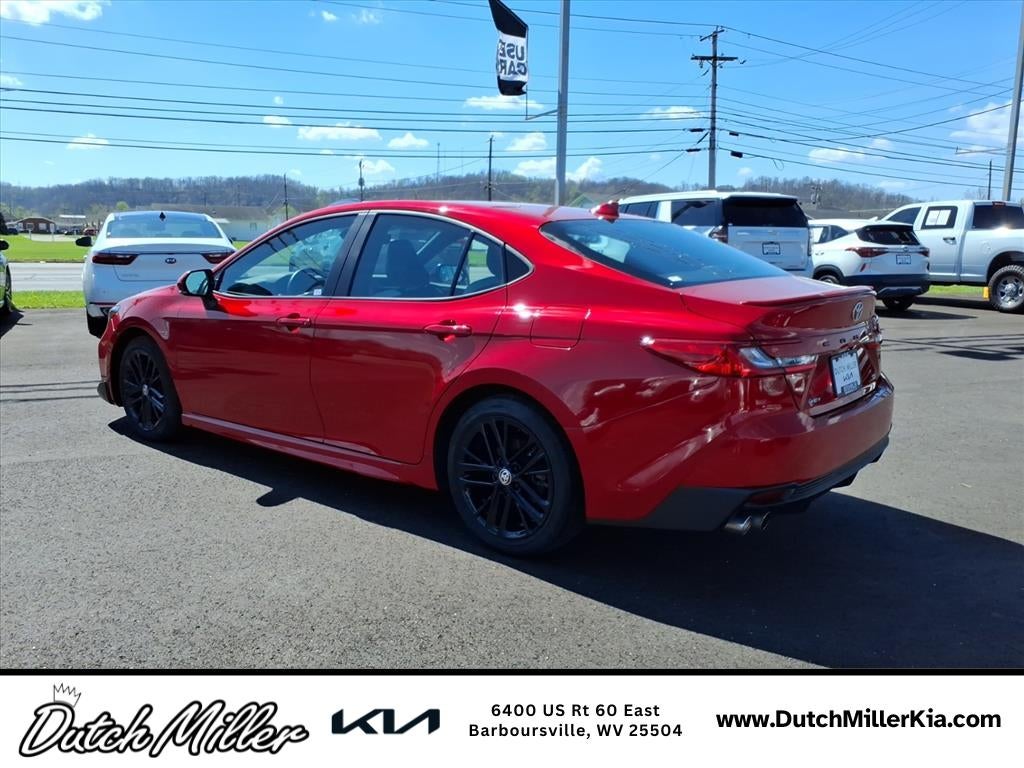 2025 Toyota Camry Hybrid SE