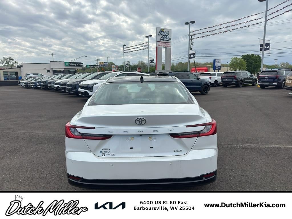 2025 Toyota Camry Hybrid XLE