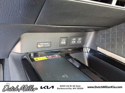 2025 Toyota Camry Hybrid XLE