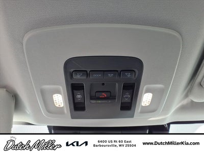 2025 Toyota Camry Hybrid XLE