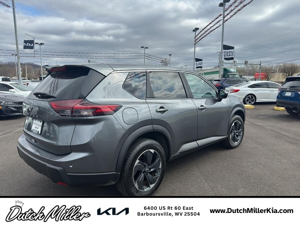 2024 Nissan Rogue SV