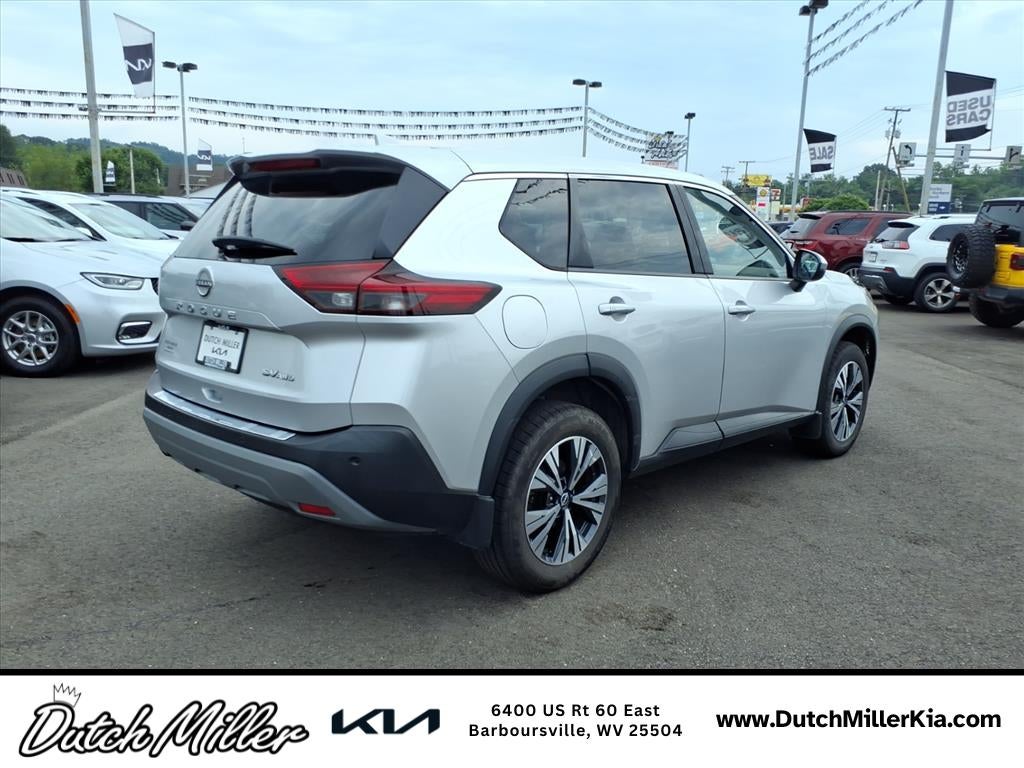 2022 Nissan Rogue SV