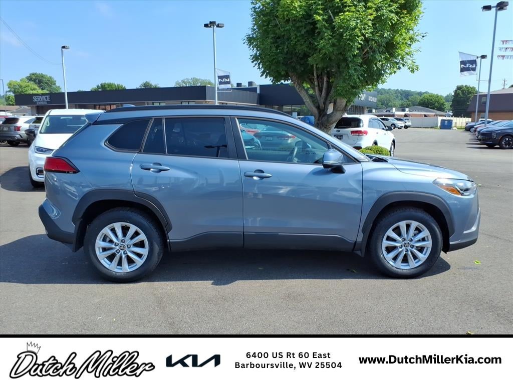 2022 Toyota Corolla Cross LE