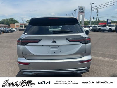 2025 Mitsubishi Outlander SE