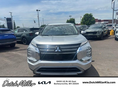 2025 Mitsubishi Outlander SE