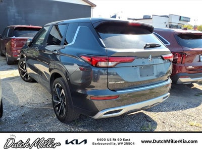 2024 Mitsubishi Outlander SE
