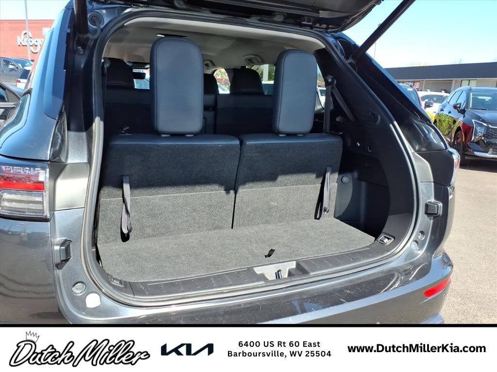 2025 Mitsubishi Outlander SE