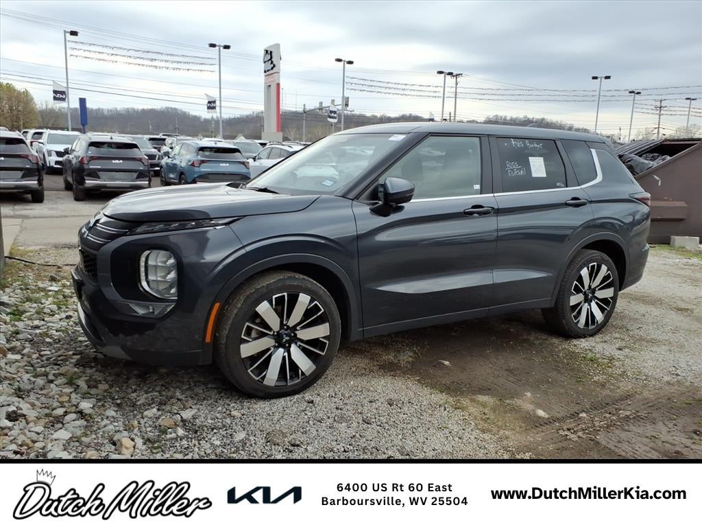 2025 Mitsubishi Outlander SE