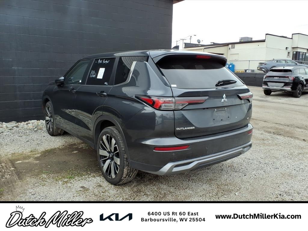 2025 Mitsubishi Outlander SE