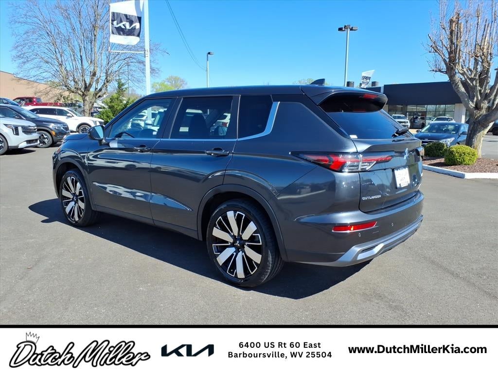 2025 Mitsubishi Outlander SE