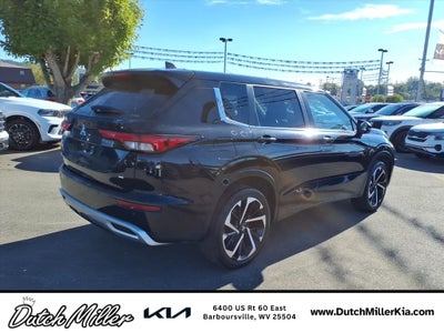2024 Mitsubishi Outlander SE