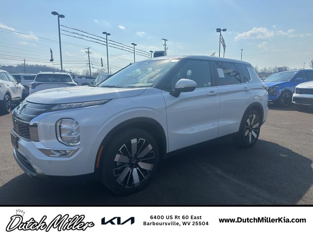 2025 Mitsubishi Outlander SE