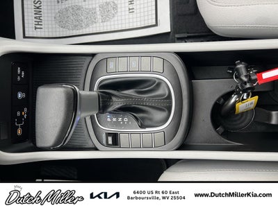 2024 Hyundai Kona SE