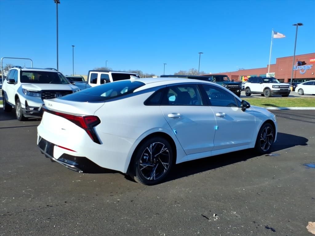 2026 Kia K5 GT-Line