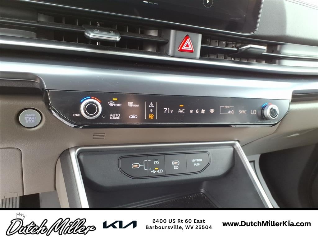 2025 Kia Carnival LXS