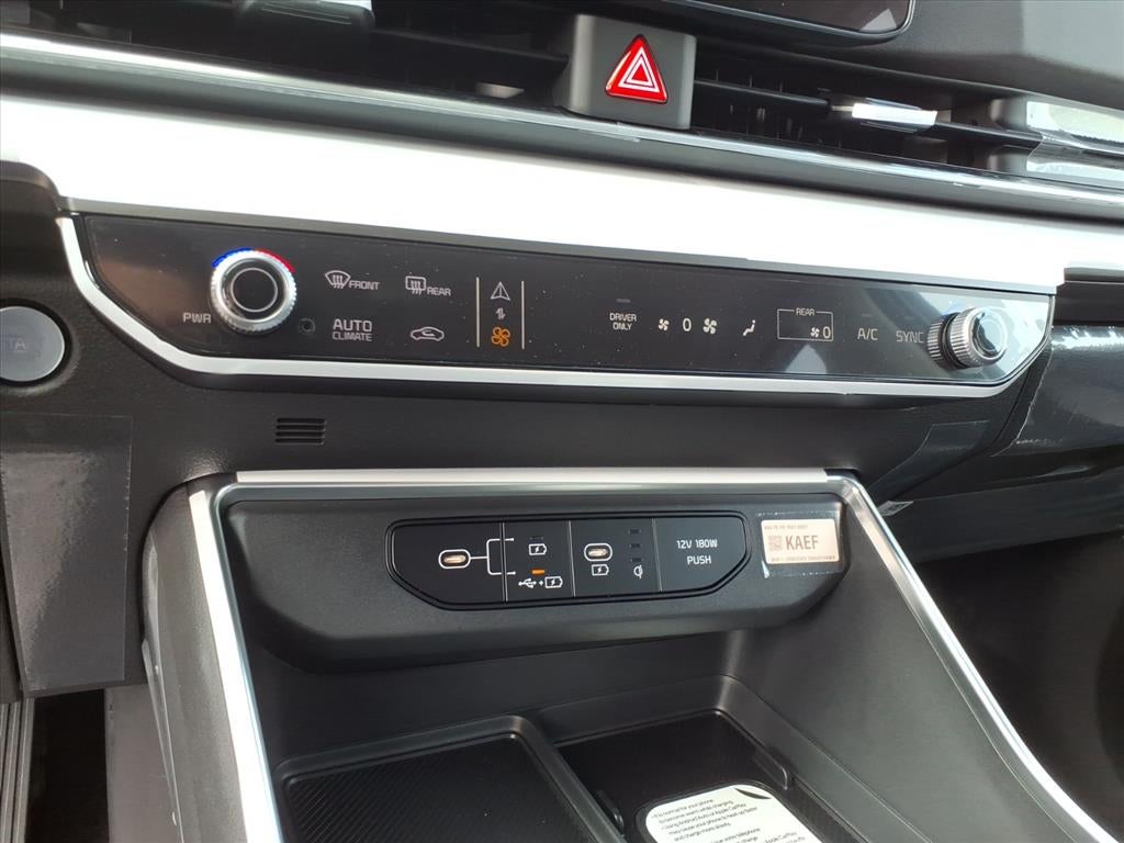 2027 Kia Carnival Hybrid EX