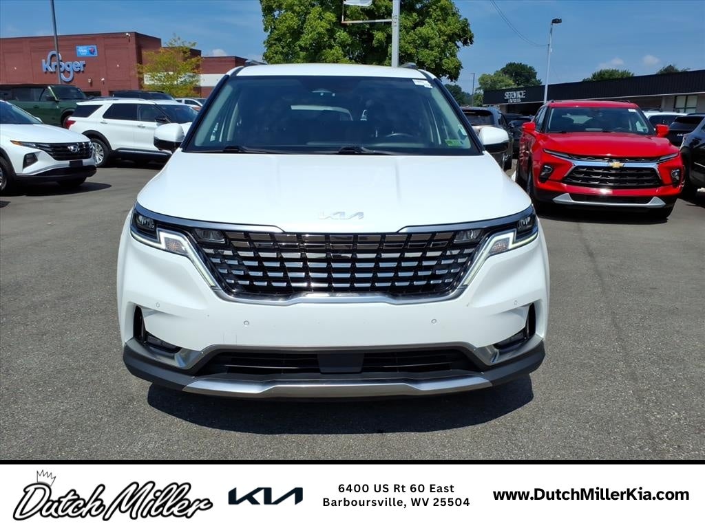 2023 Kia Carnival SX