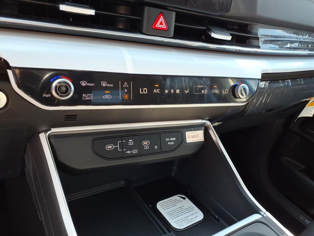 2027 Kia Carnival SX Prestige